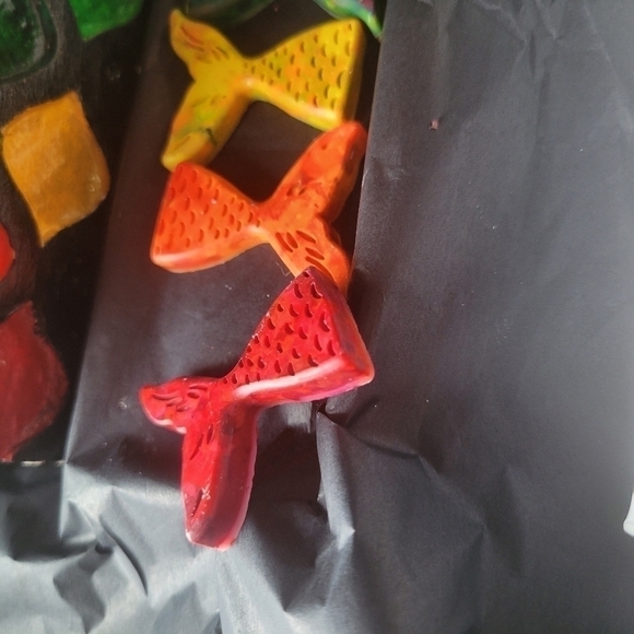 COPY - COPY - NEW Handmade 7 Mermaid Tails Speckled Rainbow Crayons Gift Packag… - Picture 4 of 6